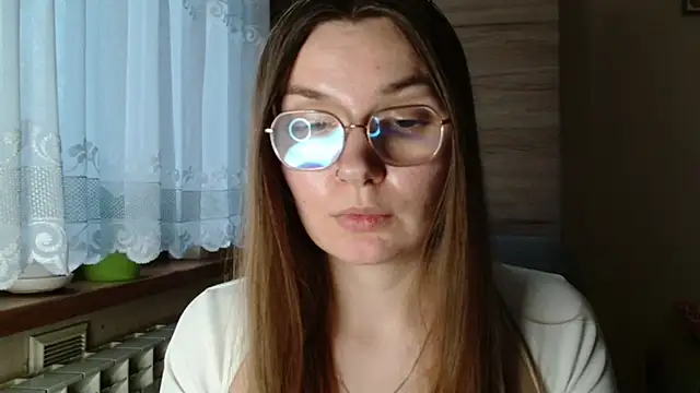 LooveELLYx online show from 3, 12, 2025