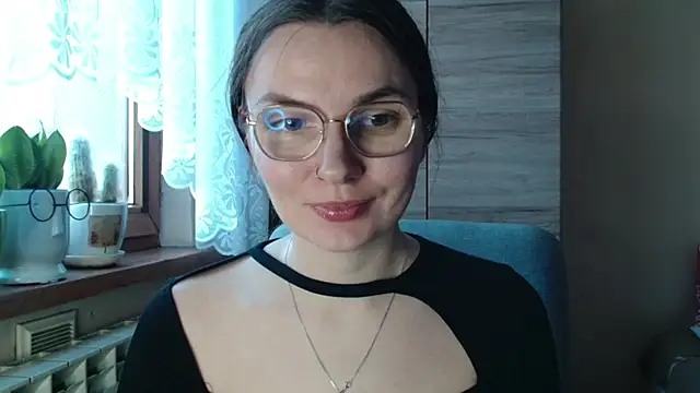 LooveELLYx online show from 7, 1, 2026