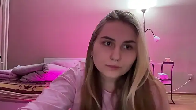 Crystal Moonk online show from 7, 2, 2026