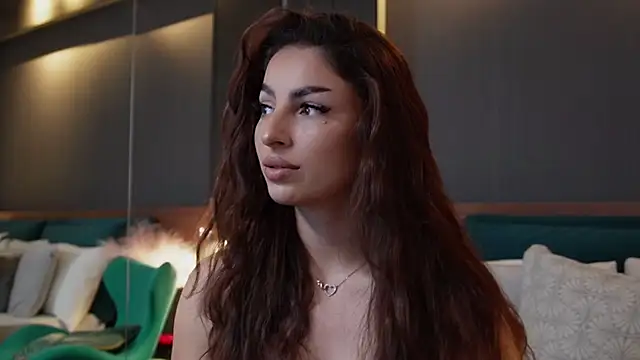 EmilyTrix online show from 2, 11, 2025