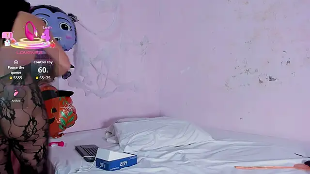 kethe love  online show from 31, 10, 2025