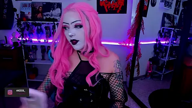 Makii 33 online show from 17, 9, 2025