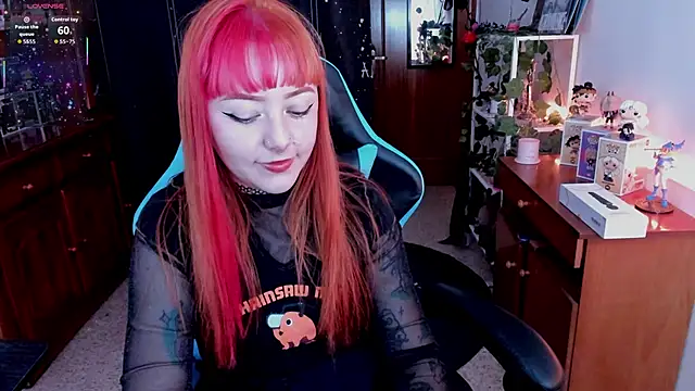 Snapshot of Makii_33 chatting on 16, 12, 2025 Makii 33 online show from 16, 12, 2025