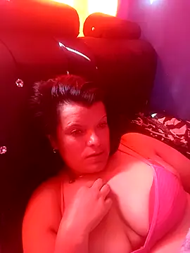 Snapshot of Hanna_Kieran chatting on 27, 11, 2025 Hanna Kieran online show from 27, 11, 2025