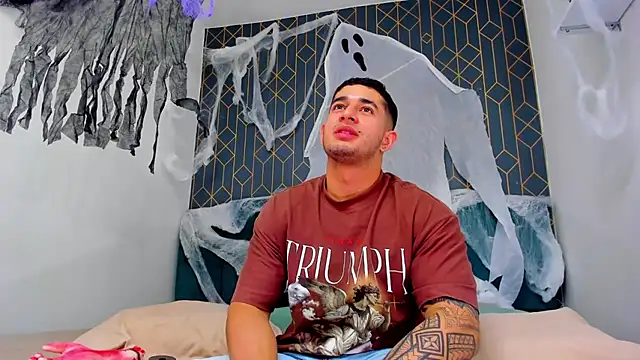 king falconer online show from 11, 10, 2025