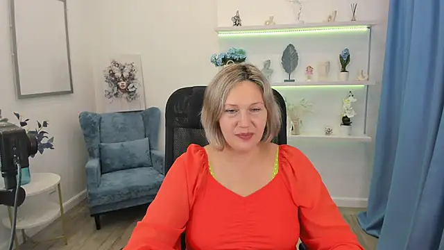 Snapshot of NinaStarle chatting on 9, 10, 2025 NinaStarle online show from 9, 10, 2025