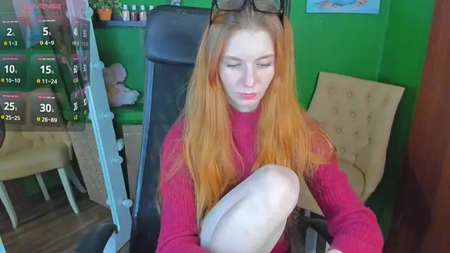 Snapshot of CarolinaGilbert chatting on 31, 10, 2025 CarolinaGilbert online show from 31, 10, 2025