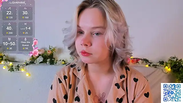 Snapshot of girlllsooft chatting on 5, 11, 2025 girlllsooft online show from 5, 11, 2025