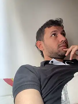 Michaell Spinelly online show from 26, 10, 2025