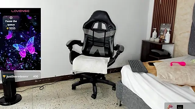 Cailinmilf online show from 12, 9, 2025