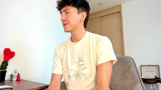 sweettaaron01 online show from 4, 10, 2025