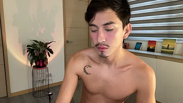 sweettaaron01 online show from 18, 10, 2025