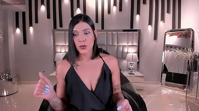 SarahYates online show from 28, 10, 2025