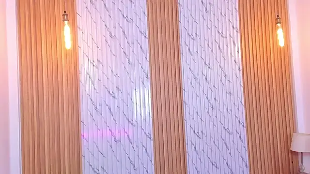 thomas walker0 online show from 4, 2, 2026