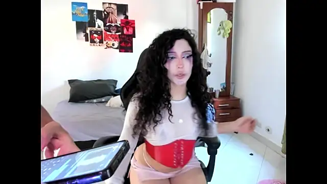 Snapshot of Oliver_and_kalypso chatting on 29, 10, 2025 Oliver and kalypso online show from 29, 10, 2025