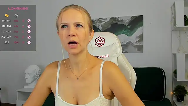 Eliza Wilsoon online show from 11, 9, 2025