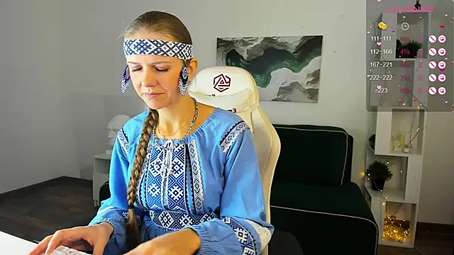 Eliza Wilsoon online show from 22, 9, 2025