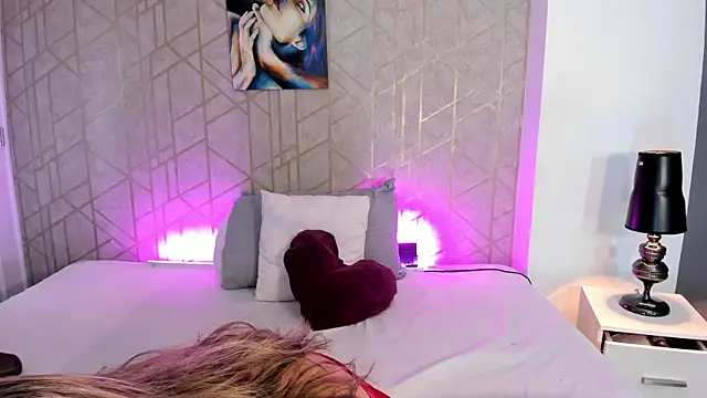 NicoleDiior online show from 3, 3, 2026