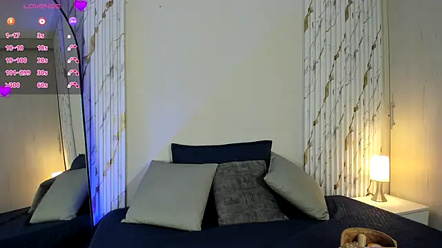 MissVioleet  online show from 15, 10, 2025