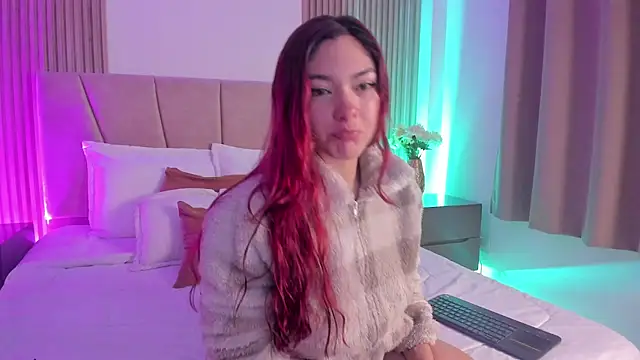 Snapshot of Victoria_Beaumont chatting on 18, 3, 2026 Victoria Beaumont online show from 18, 3, 2026