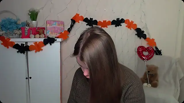 Snapshot of OceanicDawn chatting on 16, 10, 2025 OceanicDawn online show from 16, 10, 2025