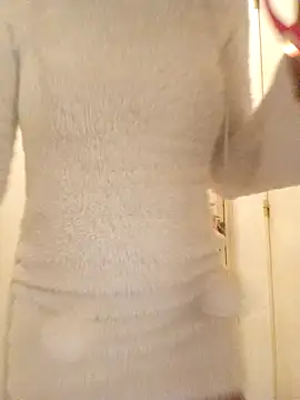 Snapshot of Oulola777 chatting on 19, 11, 2025 Oulola777 online show from 19, 11, 2025