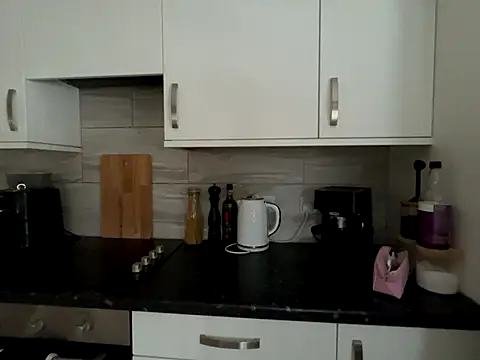 FrancescaXO online show from 4, 10, 2025