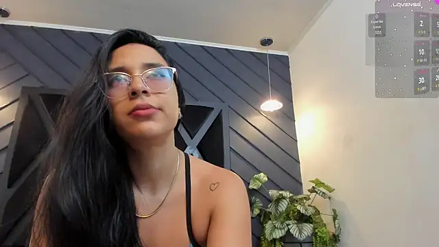 Snapshot of zoe_martins_ chatting on 29, 9, 2025 zoe martins online show from 29, 9, 2025