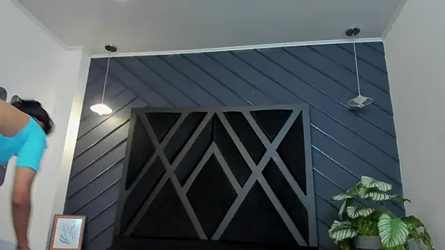 zoe martins  online show from 12, 11, 2025