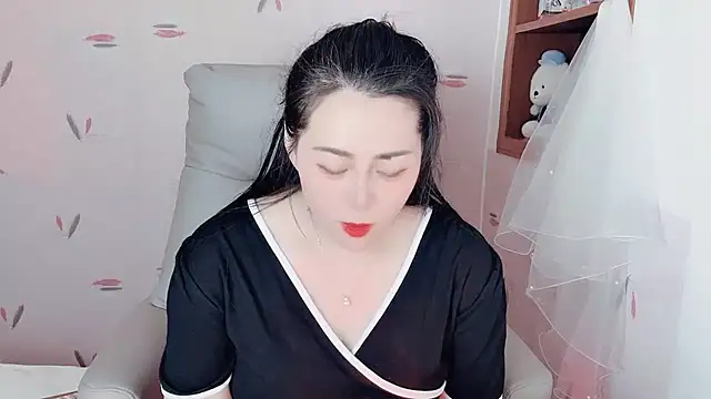 Eve5215 online show from 8, 3, 2026