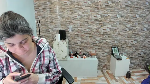 queemking online show from 13, 3, 2026