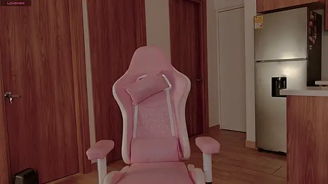 Snapshot of _bella1 chatting on 7, 3, 2026 bella1 online show from 7, 3, 2026