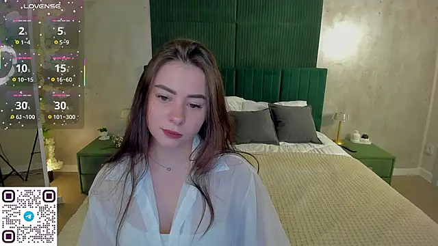 ErinRose  online show from 2, 10, 2025