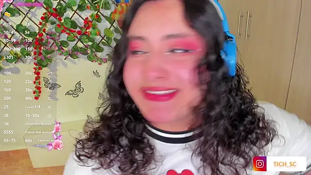 Snapshot of TICH____ chatting on 19, 11, 2025 TICH online show from 19, 11, 2025