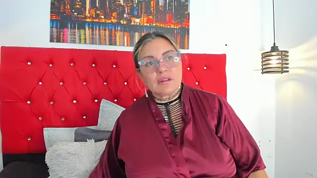 carolinacrus01 online show from 12, 2, 2026