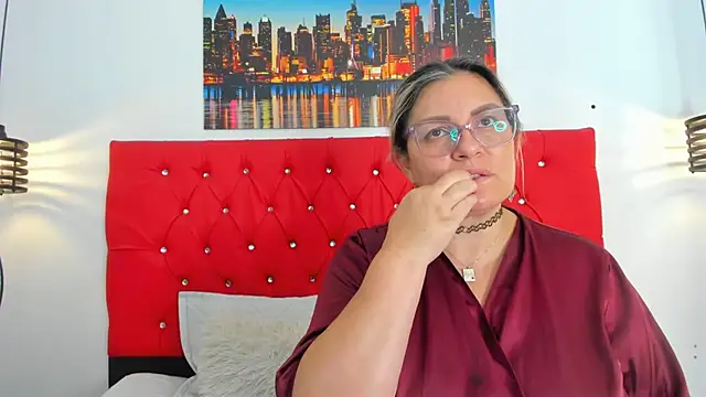 carolinacrus01 online show from 2, 3, 2026