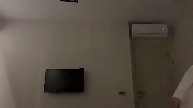 Snapshot of Gilin1 chatting on 3, 2, 2026 Gilin1 online show from 3, 2, 2026