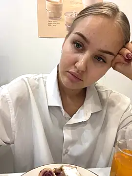 CandyVice online show from 6, 11, 2025