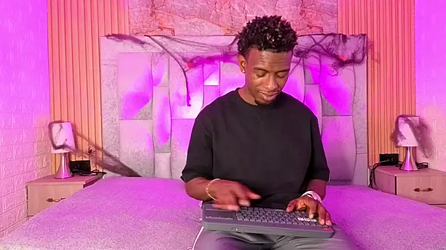 Snapshot of pipedark_ chatting on 15, 10, 2025 pipedark online show from 15, 10, 2025