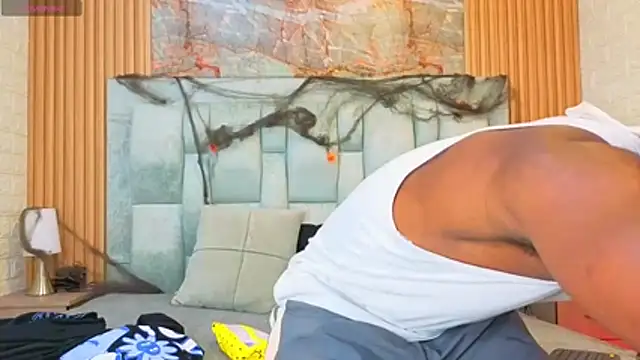 Snapshot of pipedark_ chatting on 16, 10, 2025 pipedark online show from 16, 10, 2025