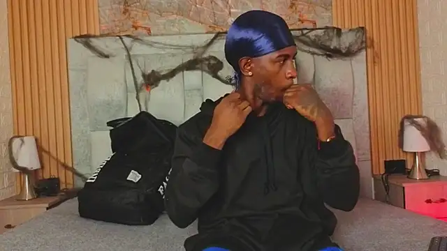 Snapshot of pipedark_ chatting on 17, 10, 2025 pipedark online show from 17, 10, 2025