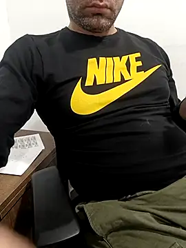 Snapshot of Yaman_33 chatting on 27, 3, 2026 Yaman 33 online show from 27, 3, 2026