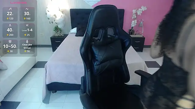 sophia brunette  online show from 13, 10, 2025