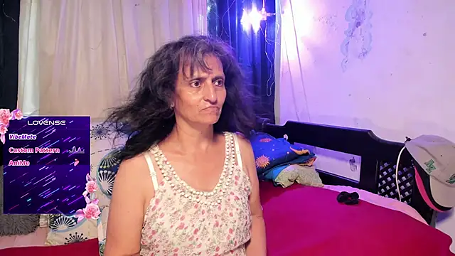 LadyPilar online show from 10, 9, 2025