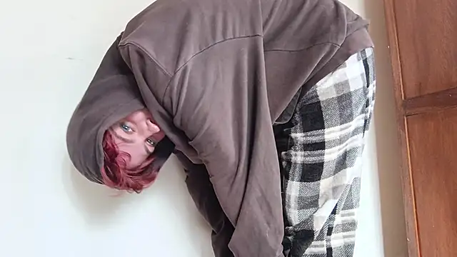 Snapshot of nyxofempusa chatting on 28, 10, 2025 nyxofempusa online show from 28, 10, 2025