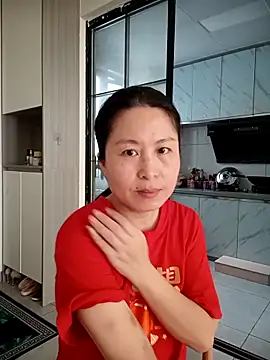 Snapshot of chengcheng12 chatting on 2, 10, 2025 chengcheng12 online show from 2, 10, 2025