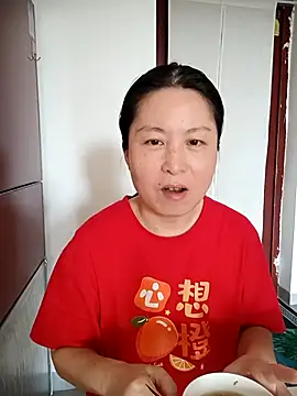 Snapshot of chengcheng12 chatting on 3, 10, 2025 chengcheng12 online show from 3, 10, 2025