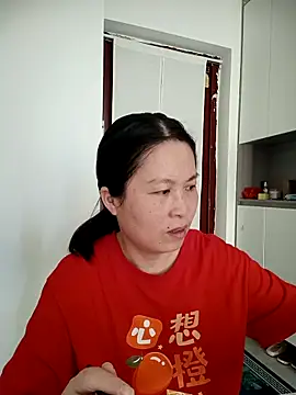 Snapshot of chengcheng12 chatting on 12, 10, 2025 chengcheng12 online show from 12, 10, 2025