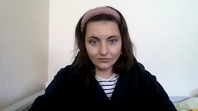 DInaraXRose online show from 20, 10, 2025