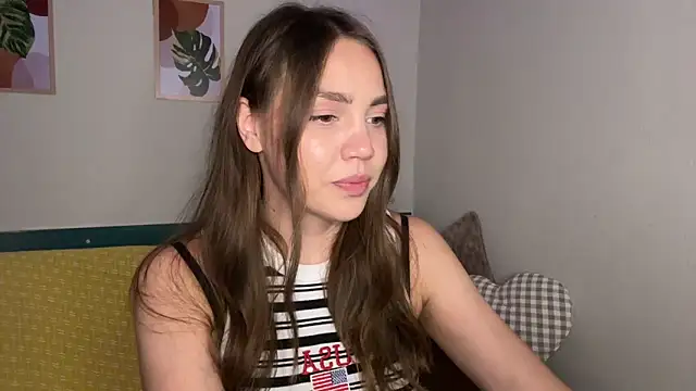 Snapshot of NebulaHaven chatting on 17, 11, 2025 NebulaHaven online show from 17, 11, 2025